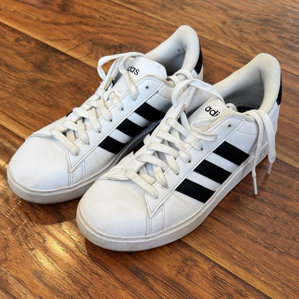 Adidas Grand Court women’s size 8 White Sneakers with Black Stripes